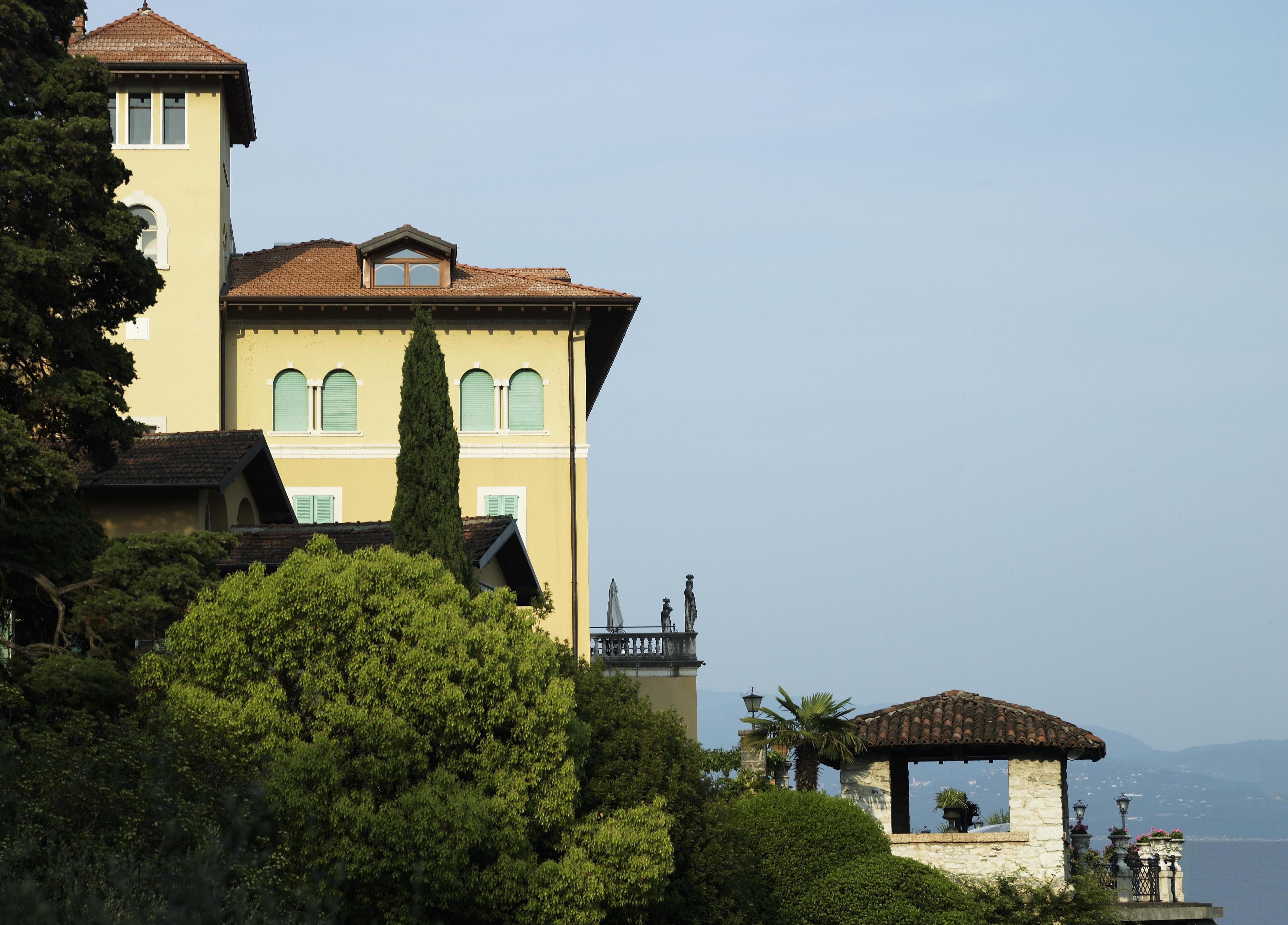 Hotel Villa Del Sogno ガルドーネ・リヴィエラ エクステリア 写真