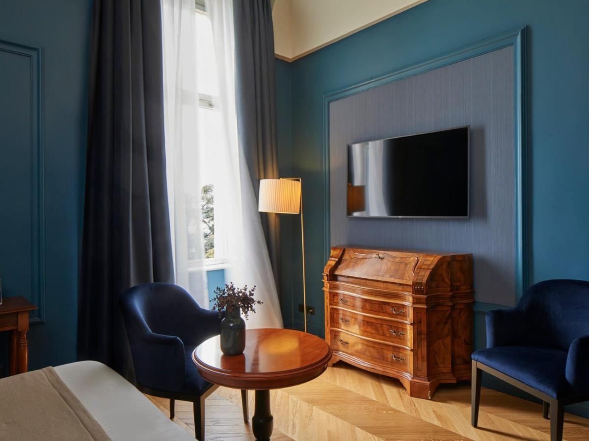 Hotel Villa Del Sogno ガルドーネ・リヴィエラ エクステリア 写真