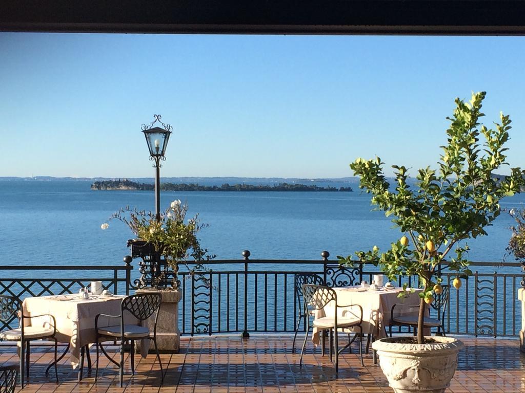 Hotel Villa Del Sogno ガルドーネ・リヴィエラ エクステリア 写真